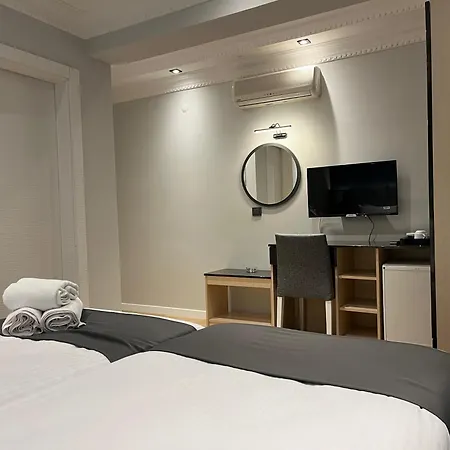 Ardos Park 4*